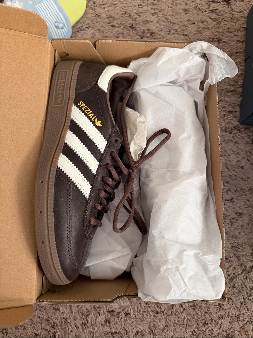 adidas unisex Spezial Brown with White Stripes Classic Sneaker